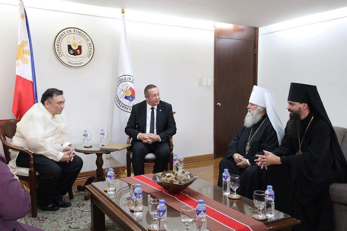 RusEmbManila's tweet photo. On Feb. 20 Russian Ambassador to the Philippines H.E.Marat Pavlov  and His Eminence Metropolitan Pavel of Manila and Hanoi  paid a courtesy call on Mr. Jesus Domingo, Undersecretary for Foreign Affairs of the Philippines.

*Photo c/o Department of Foreign Affairs Philippines https://t.co/Pqz2wMIwrZ