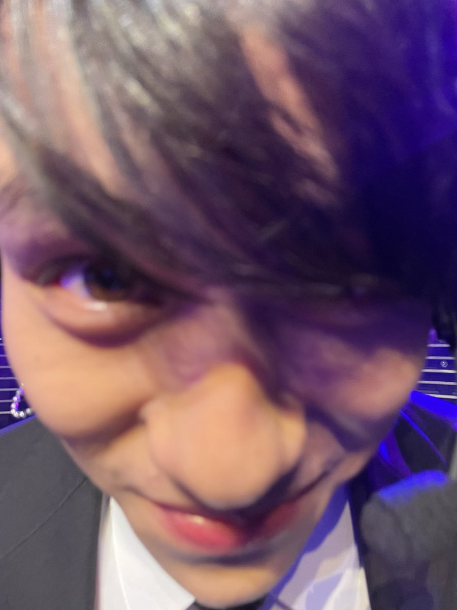 山下幸輝official (@qpitdef) on Twitter photo 第114回ザテレビジョンドラマアカデミー賞にて、なんと8LOOMが特別賞を受賞しました!
嬉しいですね!
ありがとうございます🤧
8LOOMがみんなの心に咲き続けている証拠ですね。
<a href="/kimihana_tbs/">【公式】火ドラ「君の花になる」Blu-ray&DVD 発売中💐</a>
#ザテレビジョンドラマアカデミー賞
#ブルーム 第114回ザテレビジョンドラマアカデミー賞にて、なんと8LOOMが特別賞を受賞しました!
嬉しいですね!
ありがとうございます🤧
8LOOMがみんなの心に咲き続けている証拠ですね。
<a href="/kimihana_tbs/">【公式】火ドラ「君の花になる」Blu-ray&DVD 発売中💐</a>
#ザテレビジョンドラマアカデミー賞
#ブルーム