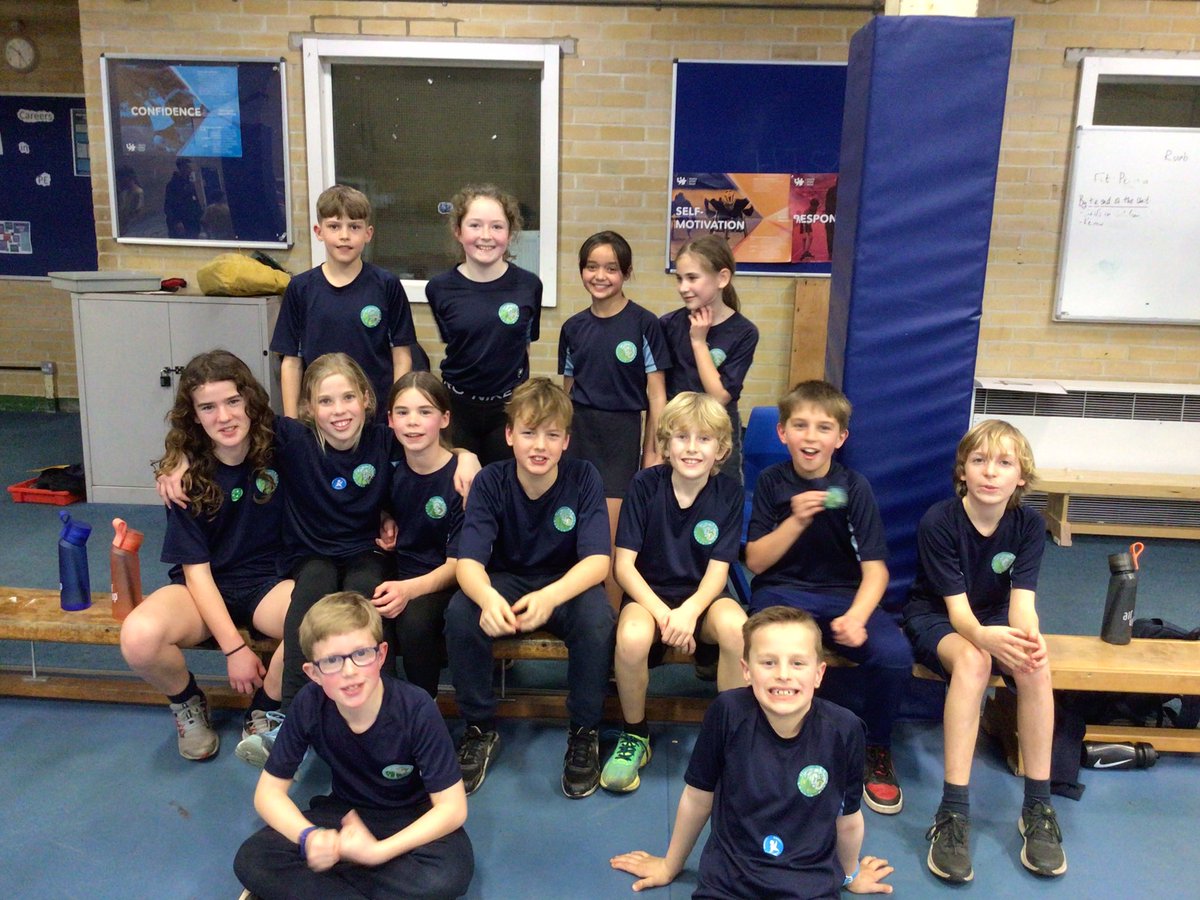 A big thank you to Avonbounre for hosting a brilliant indoor athletic event last night! Avonwood Athletic team had a fantastic time and took first place 🥇 👍