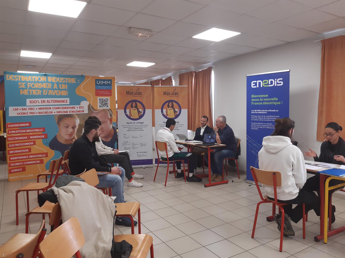 👩‍🎓🧑‍🎓Retour en image sur la journée portes ouvertes &amp; Job dating du <a href="/PFOccitanie/">Pôle Formation UIMM Occitanie</a> à Perpignan. 
👉 De nombreux postes sont à pourvoir dans votre région ! Pour les découvrir, rendez-vous sur enedis.fr/offres-demploi