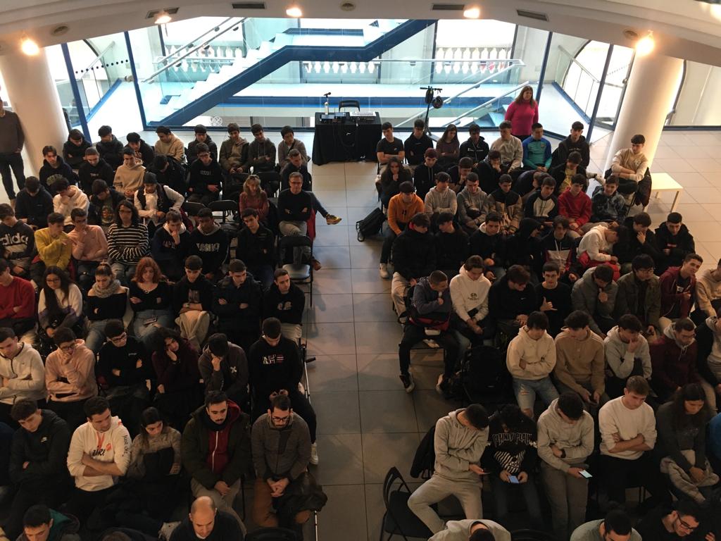 BytemasterSA's tweet image. 🙋🏽Nuestro CEO Xavier Camps, junto con nuestra responsable de RRHH, Alma Maseda, tuvieron el honor de participar en la #techweek2023 de @fpescolapia Mataro.

🤓 Nos encanta participar en iniciativas tan valiosas para los estudiantes. 

🎙️ ¡Gracias por esta oportunidad!