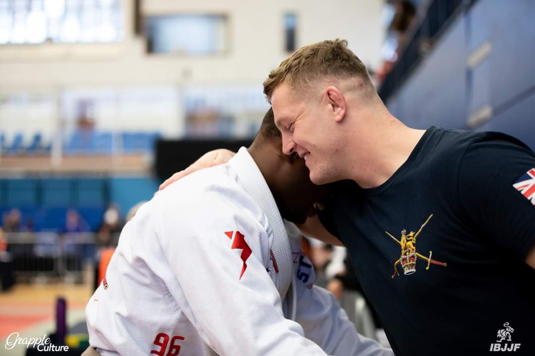 Great shots of Army Reservist Craig Thomas and Sgt Leon Hinds(@UKArmyLogistics & @RiflesRegiment ), who were part of a small Army contingent that won 🥇🥉🥉at the @ibjjf London International last weekend 🇬🇧🇬🇧🥋🥋@ArmySportASCB @ArmySportsLTRY