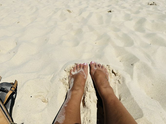 Beach days are my favourite!!! ☀️👙 💕  Who wants to build me a sandcastle?🏝️🏰  #feetfethish #feetfinder<a href="/tag/feet"class="tags"><span>#feet</span></a><a href="/tag/feetworship"class="tags"><span>#feetworship</span></a><a href="/tag/feetpictures"class="tags"><span>#feetpictures</span></a><a href="/tag/feetpics"class="tags"><span>#feetpics</span></a><a href="/tag/feetseller"class="tags"><span>#feetseller</span></a>