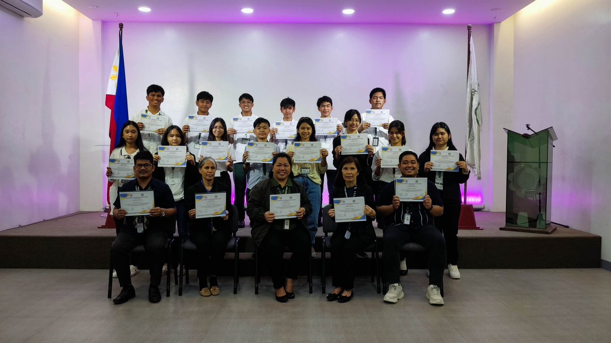 MsJocelynD's tweet photo. Congratulations to our International Virtual Educational and Cultural Exchange Program for Teachers and Students participants! We are so proud of you!
Dream High, Aim High, Ambassadors! #uccglobal #globaleducation #globalchangemakers https://t.co/cNGluOCVwz