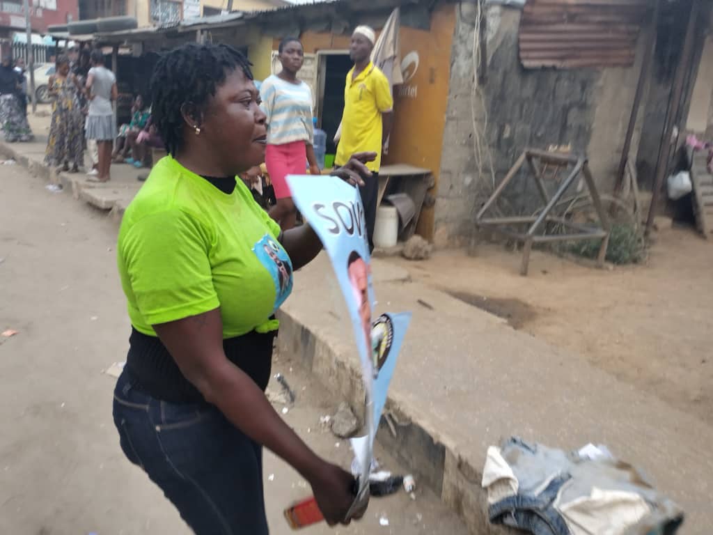 @aacparty members holding final minutes rallies for #SoworeMagashi2023 at the #NigeriaDecides2023 .
AAC is the only party that agrees and has advanced the Nigerian Labour Congress NLC Charter of Demands.
#LABOURglobal believes in principle that workers deserve the best!