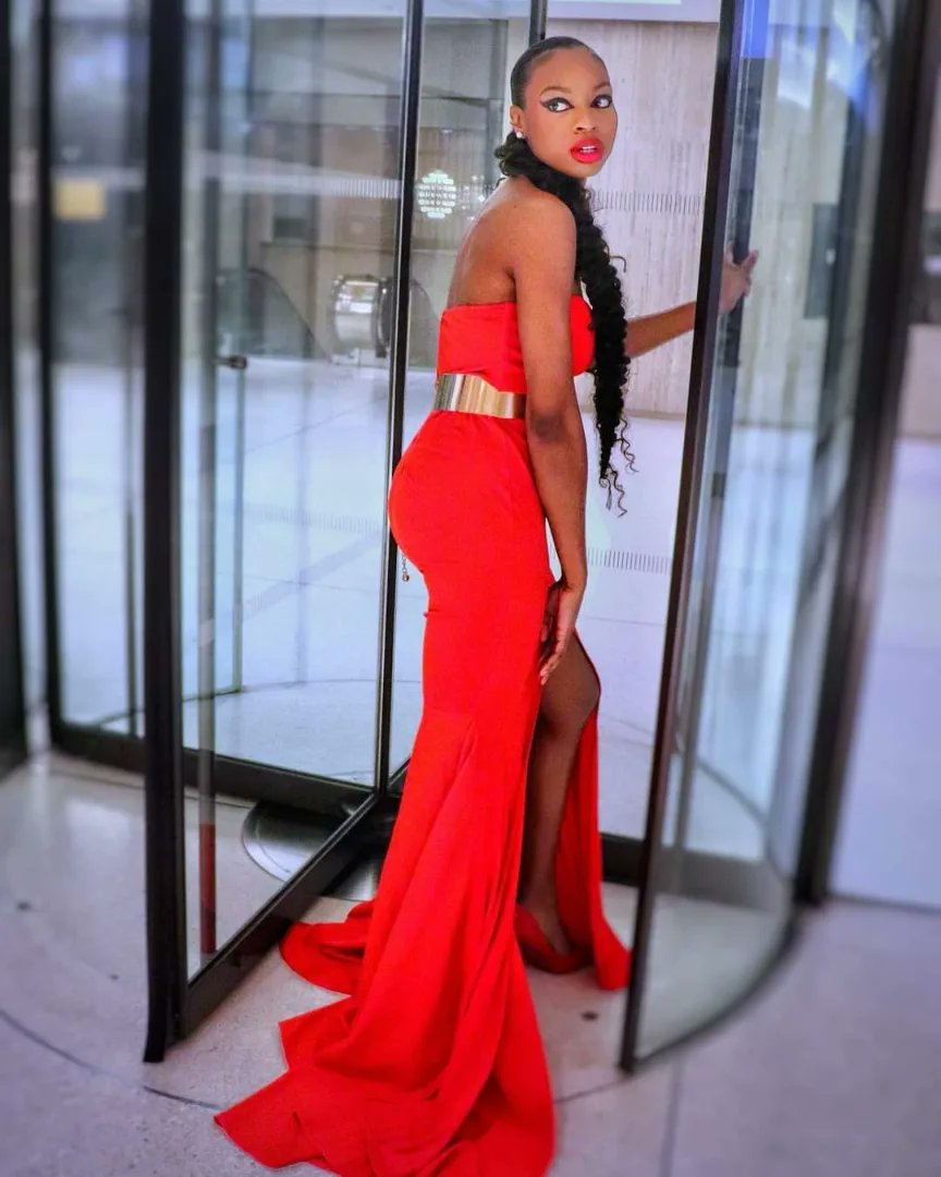 cmo_mua's tweet photo. #Designer @quadclothing 
NYFW 2023
#Model @kisses_2_candi 
#Mua @cmo_mua 
#Photographer  @stephie_rae_ 
#Styling  @thelisajae 
#MUA #makeupartist #professionalmakeupartist
#promua #cosmetics #glam #keymua #makeup #cateye https://t.co/cYeFbgY8CX