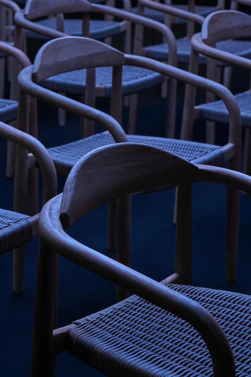 fjuliametller's tweet photo. When art meets unique and sustainable design.

@KaveHome &amp; @FeriaArco 

Looking forward to announce what is next for us on this field 👀🙌🏼 https://t.co/3x9VGsm5nR