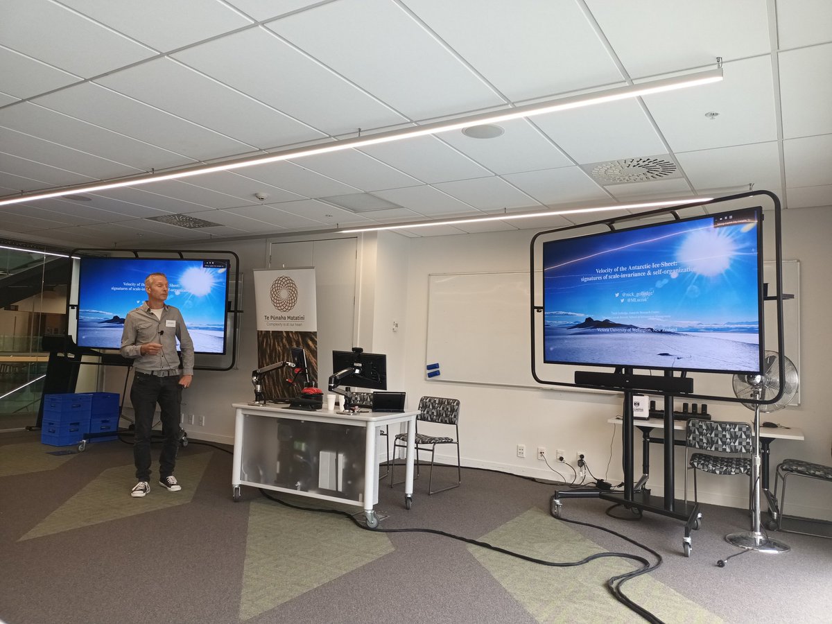 Incredible day chairing inaugural Capital City Complex Systems Symposium #cccss <a href="/WgtnBusGov/">Wellington School of Business and Government</a> today. Started off /w keynote by great <a href="/ProfMSmall/">Michael Small</a> followed by talks on pandemic modeling, modeling natural world, complexity of language &amp; culture. Enabled by <a href="/PunahaMatatini/">Te Pūnaha Matatini</a> <a href="/imVICnz/">School Info Mgmt VUW</a>