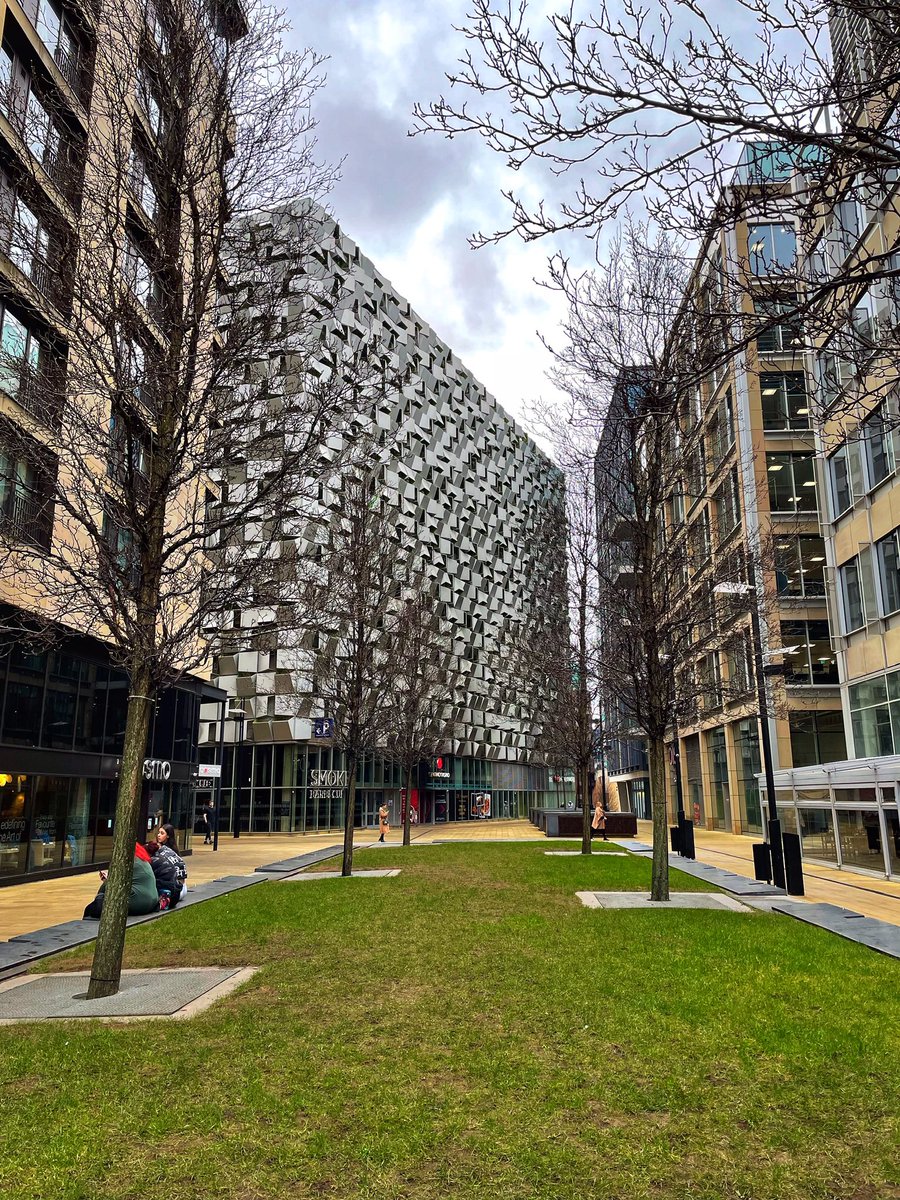 SuSusical's tweet photo. #sheffield #photooftheday #picoftheday #iPhonephotography #photographer #ilovephotography #capture #mobileclics #mobilepics #landscapephotography #streetphotography @thephotohour https://t.co/1jPZXF7CZL