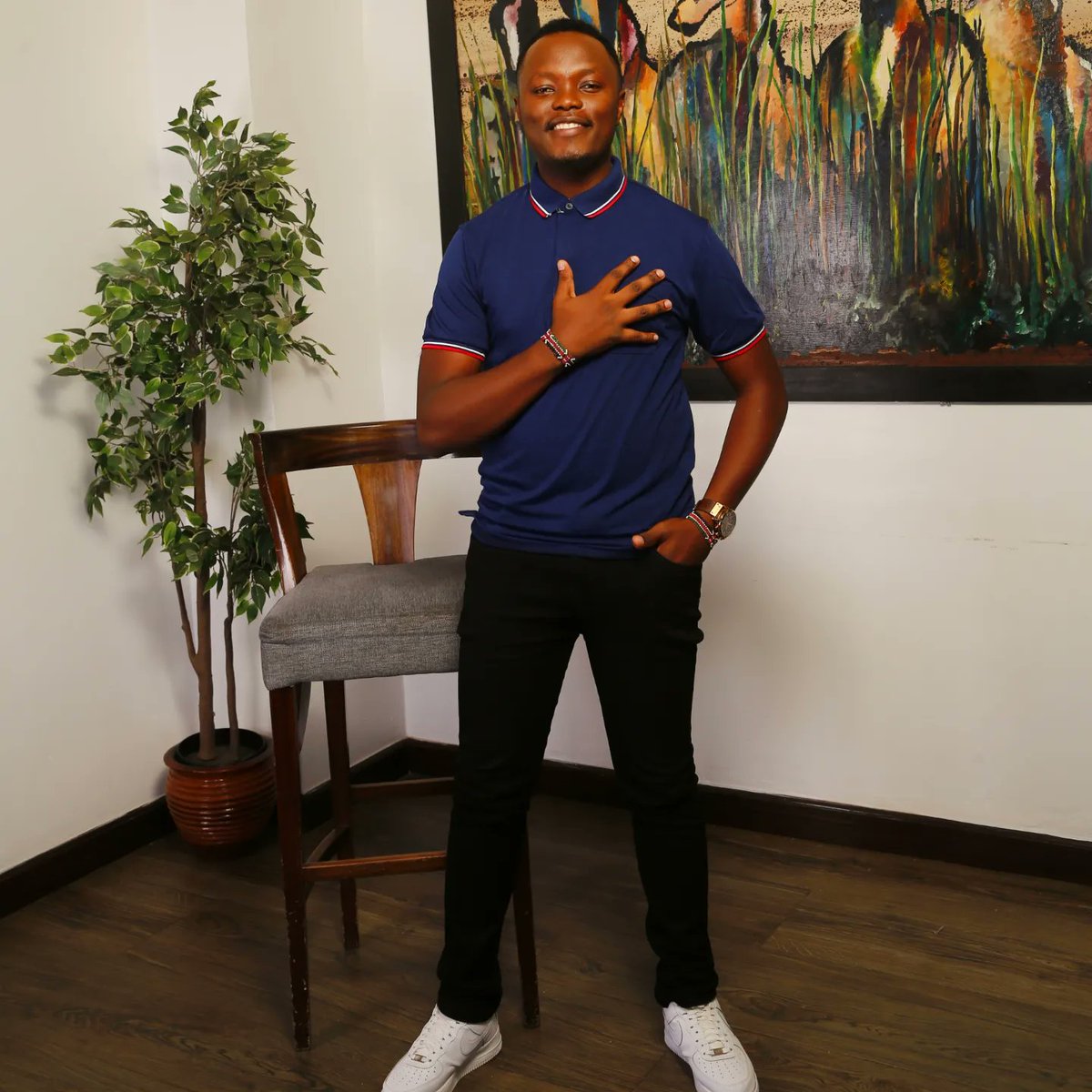 parentsafrica's tweet image. I love a simple life so I am able to interact with different people. I don't want to be in a place where people are uncomfortable~ @phil_kimemia

Get this month's issue for Kshs.99 ONLY. Link 👇👇epaper.parentsafrica.com/issues/janfeb-…

#JanFebissue #Covershoot #covermodels2023 #covermodelsshoot