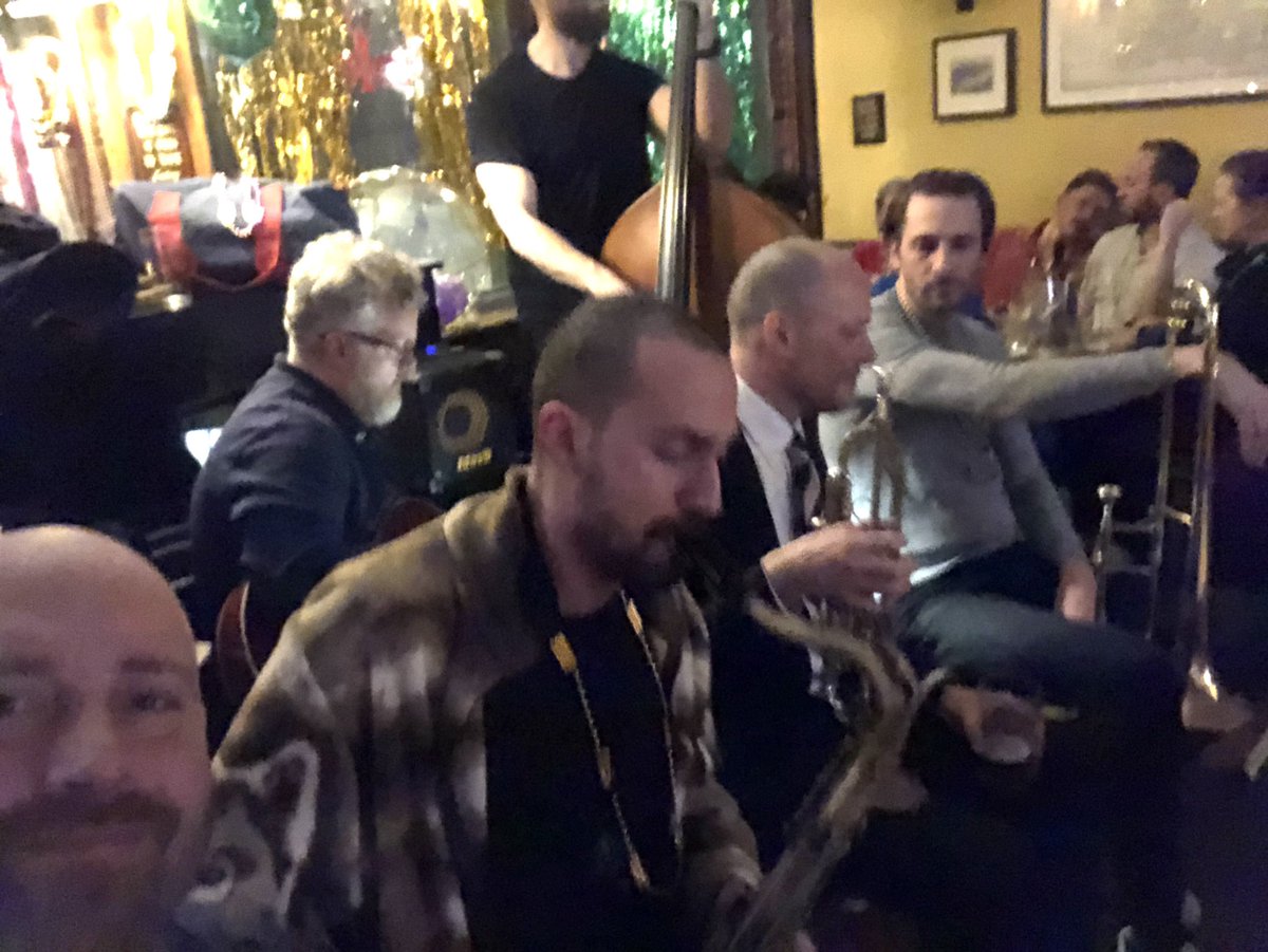 Mardi Gras fun last night with the mighty <a href="/10BellsRag/">Ten Bells Rag Band</a> band playing at the ever awesome and packed out <a href="/plaqueminelock/">Plaquemine Lock</a> with a guest saxophonist in the shape of the incomparable Ali Barut. 📿🧿🍤🍹
