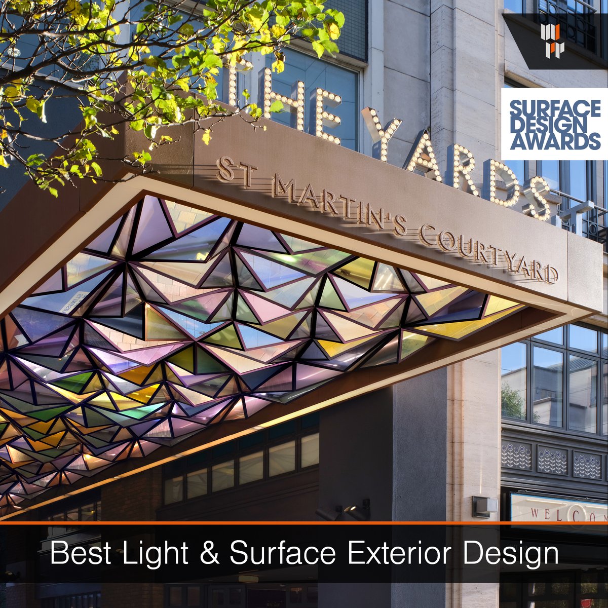 Big achievement for the St. Martins Courtyard project to #win the Award for #best #light & Surface Exterior #Design at the Surface Design #Awards See here: watkinspayne.co.uk/case-studies/s… #watkinspayne #engineering #electrical #light #coventgarden #London #restaurant @bmc_architects