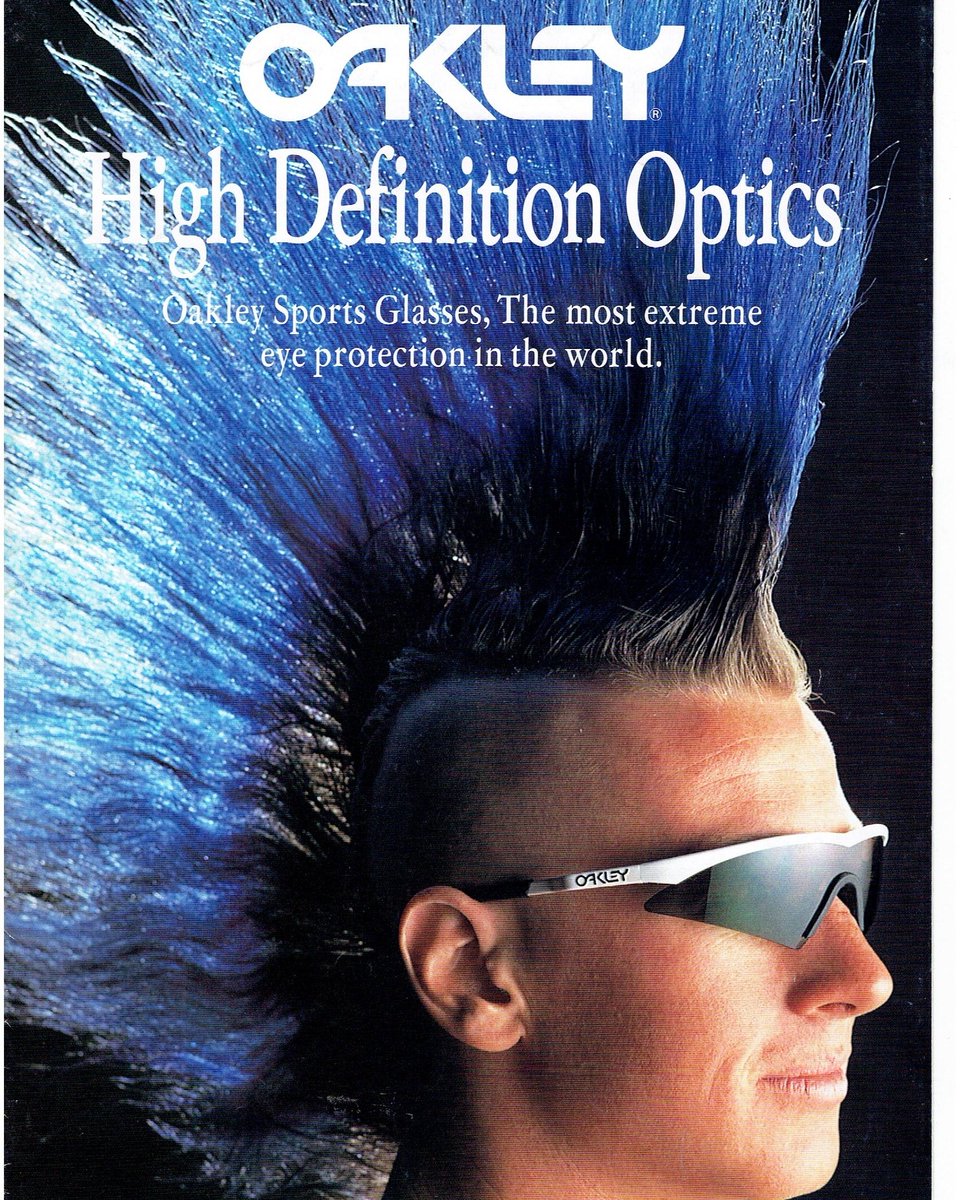 #oakley
#oakleysunglasses
#sunglasses
#vintageoakley

#90s #00s #90sfashion #00sfashion
