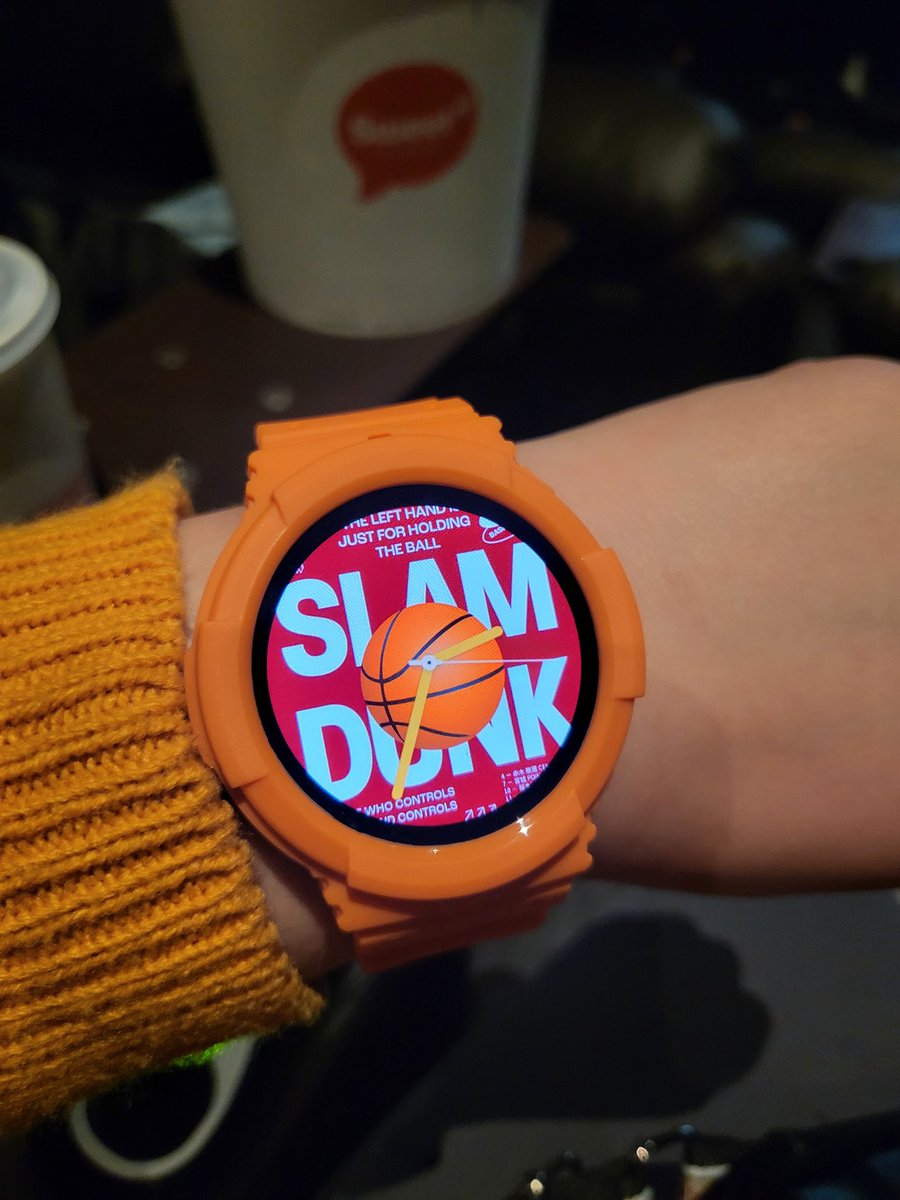 슬덩 2회차 관람 🎥 
새로산 워치도 깔맞춤하기 🏀
(배경화면 출처는 인용 참고)