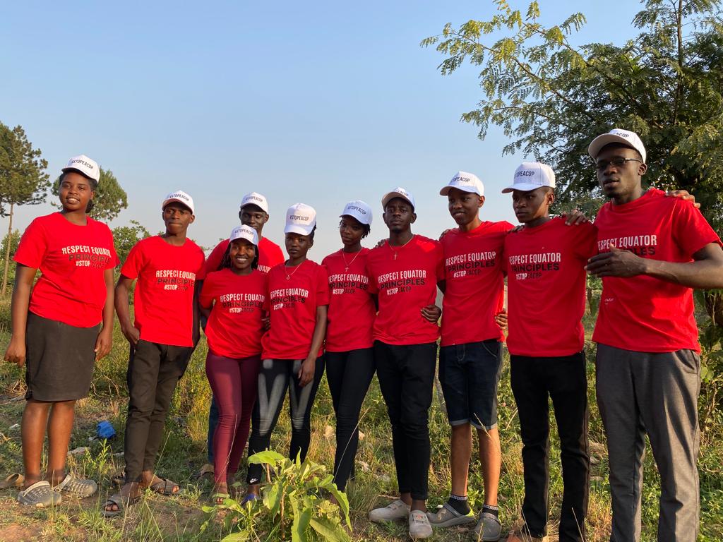 University students in Kampala have also joined the Global Day of Action against banks calling them to resepect people do not profit and stop financing the #EACOP project immediately. They are choosing planet and future generation. Banks? WHICH SIDE ARE YOU?