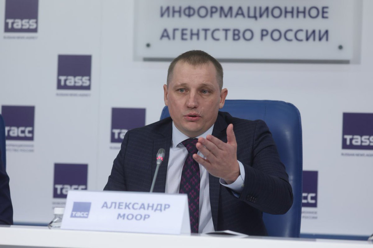 vcnsp's tweet photo. 21 февраля на площадке информационного агентства «ТАСС» прошла пресс-конференция официального старта регистрации участников III Всероссийского конкурса управленцев «Лидеры строительной отрасли».

#моор #вцнсп #минстрой #конкурс #лидеры #строительной #отрасли #лсо #команда https://t.co/18wwrpQhLv