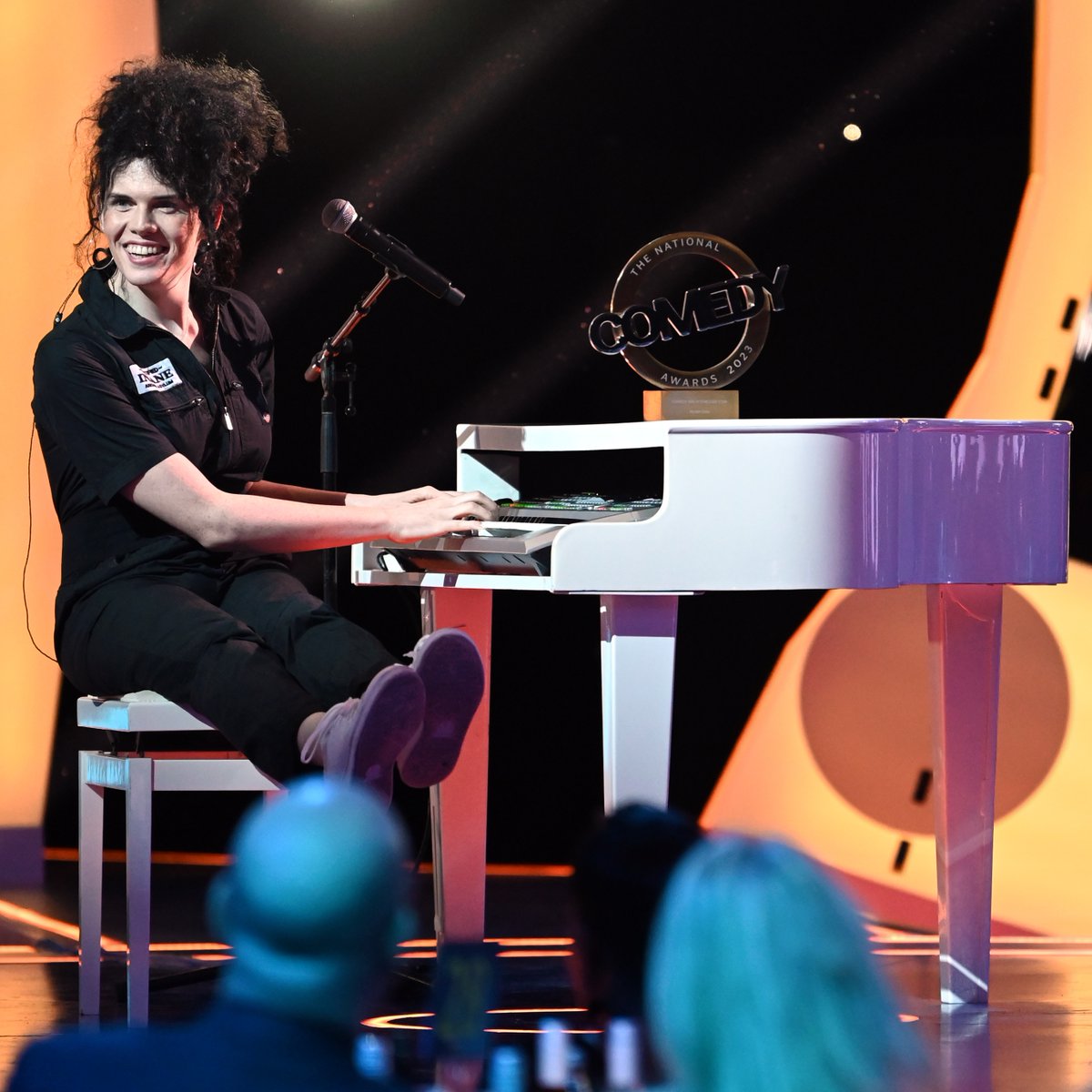 JFL_London's tweet photo. Huge congrats to @talldarkfriend who was one of the recipients of the Comedy Breakthrough Star Award in The National Comedy Awards 🌟

Don't miss her on Sat 4 March as she'll be bringing some of her favourite pals to join her for an ExtraJordanary Cabaret!
https://t.co/ZelWx5mK2w https://t.co/vwrE2djF3z