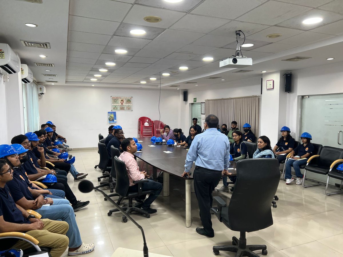 curajevs's tweet photo. Thanks to Shree Cement Ltd for providing interactive sessions and delicious lunch. https://t.co/vtKPmABXCR