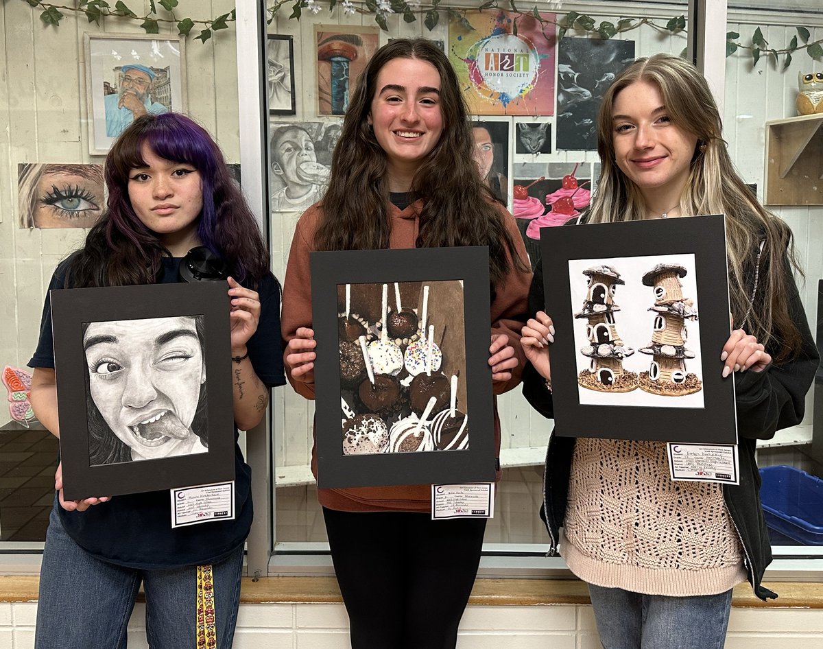 WallHSKnights's tweet photo. Congrats to Monica Kirschenbaum (11), Ellie Hartz (11), and Evelyn Kunycky (12) whose artworks have been selected to represent Monmouth County at this year's Art Educators of New Jersey Youth Art Month State Awards! #Walltogether https://t.co/8SzQxPszBA