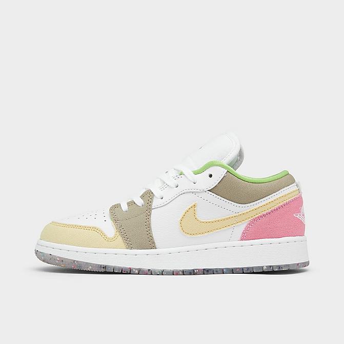 SNKR_TWITR tweet media