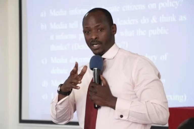 IGIHE's tweet photo. Urukiko Rwisumbuye rwa Nyarugenge rwagize Dr Kayumba Christopher umwere ku byaha yari akurikiranyweho byo gusambanya undi ku gahato n’icyubwinjiracyaha muri icyo cyaha. https://t.co/vPC3kZP72q