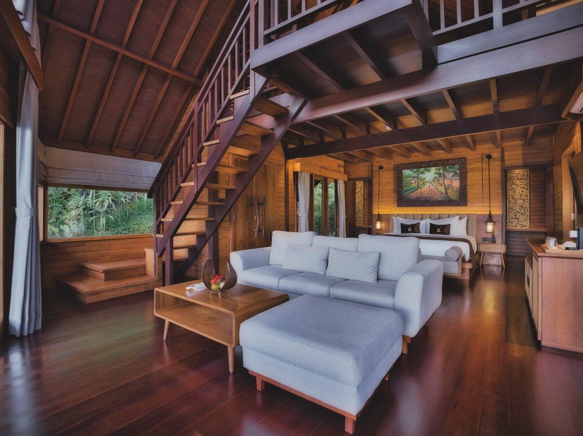 WIXSQUARED's tweet photo. We’re blown away by the luxury villa resort, Elevate Bali. Nestled in the highlands of Munduk, a relatively undiscovered corner of Bali, is 26 villas complete with stunning volcanic views, a top end spa, world class cuisine, and endless opportunities for adventure! https://t.co/ipVCNBkR8e
