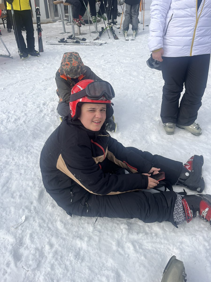 Heanor Gate SA ski tweet media