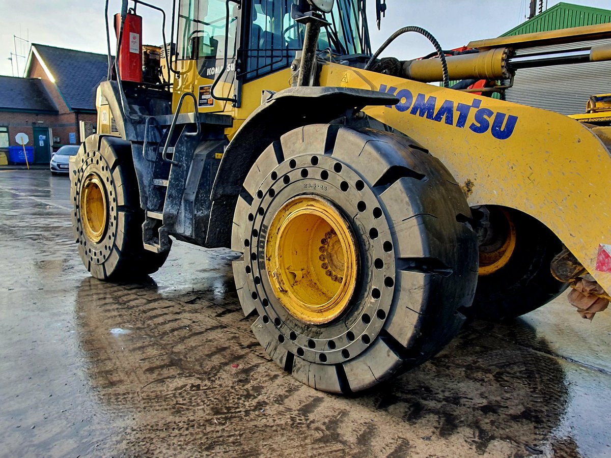 C&S Tyres uk ltd tweet media