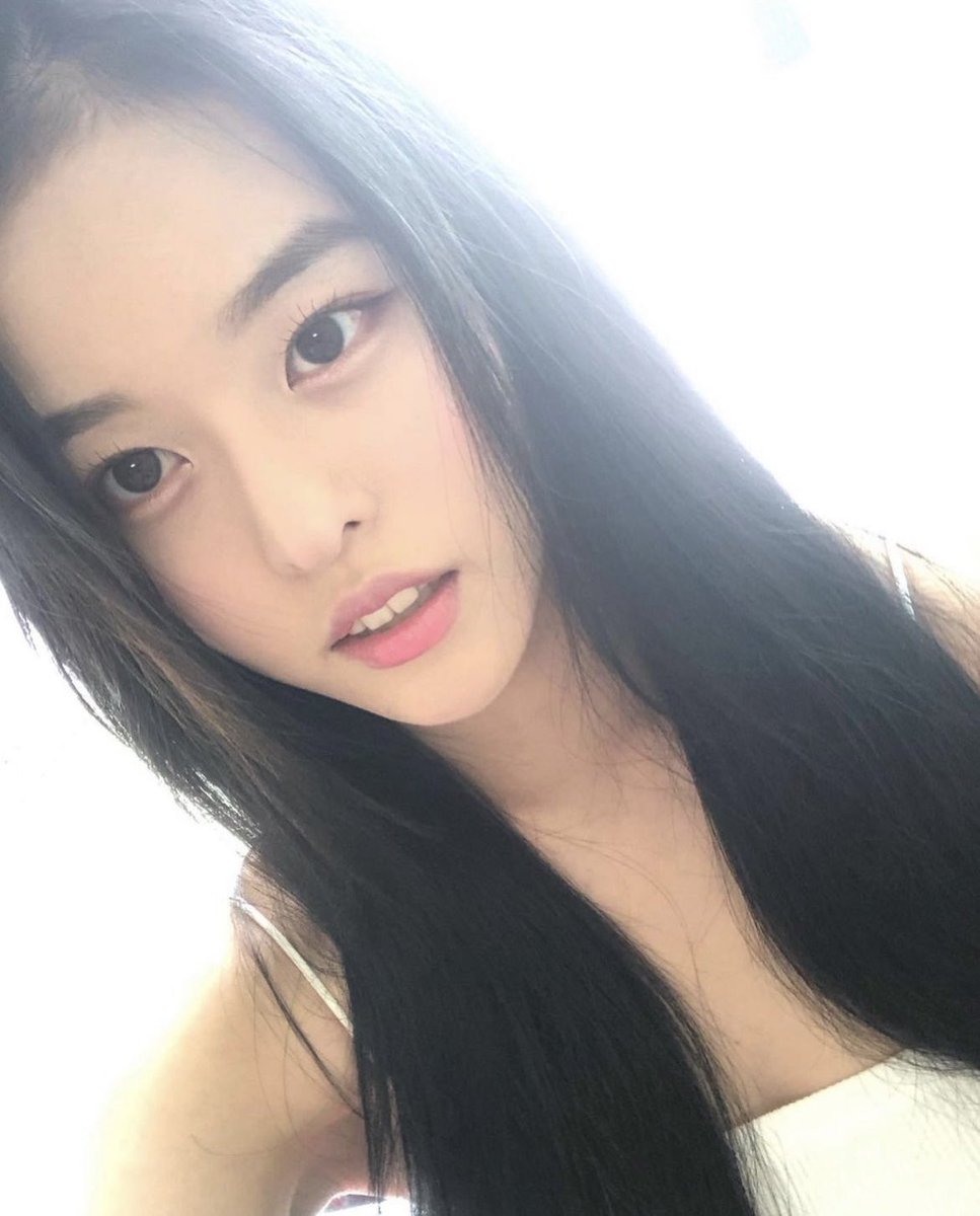 calmpush's tweet photo. 아프로디테가 환생한 게 분명….
(제가젤좋아하는날이애요) https://t.co/qQAtm7XAfx