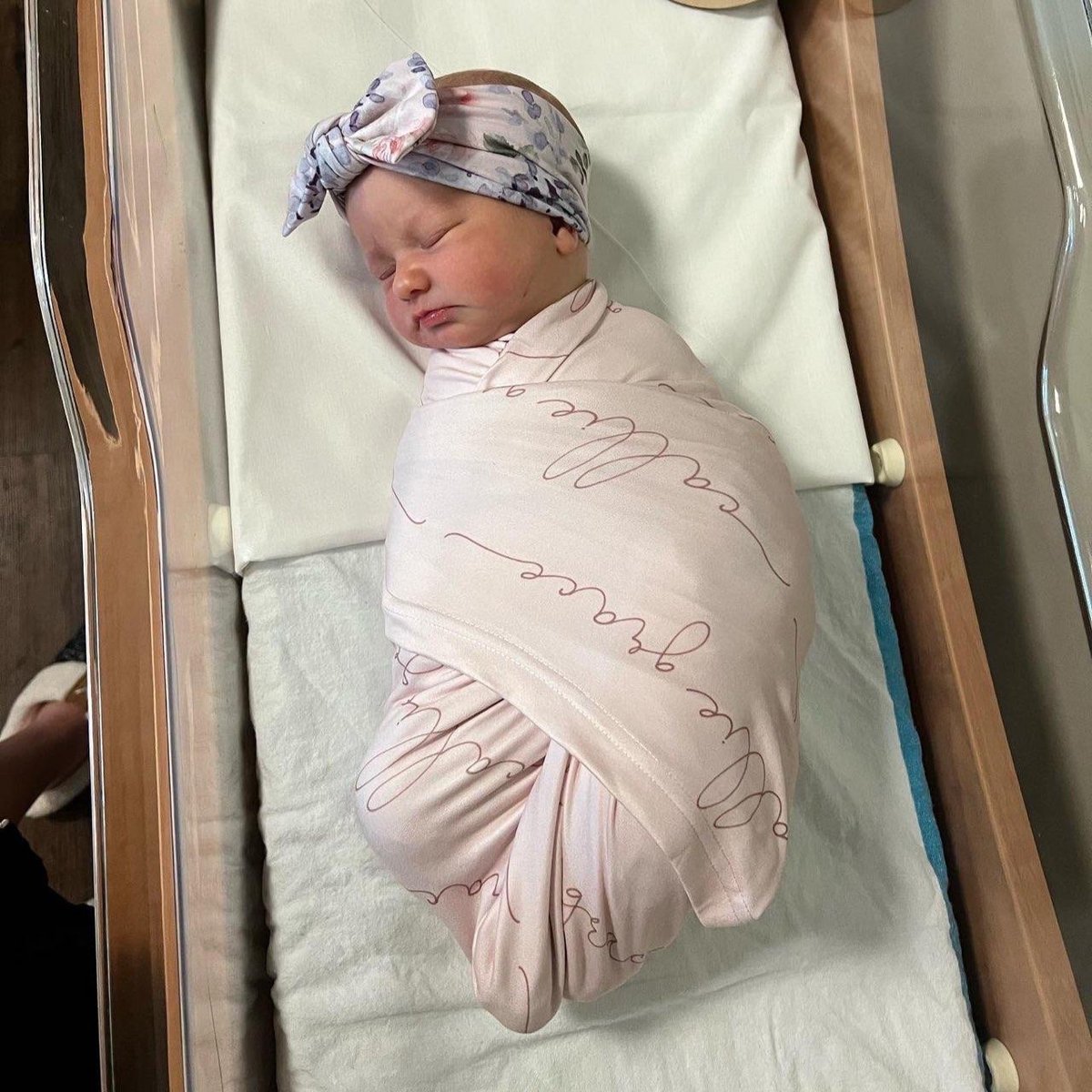 ERW_PT's tweet photo. Congrats to Caitlyn and her husband Drew on the birth of Callie Grace born on 2/13/23 at 6 lbs 14 ounces and 21 inches long. She is adorable! We are happy to welcome her into the ERW Family! 

#ERWPT #TPSHFamily #Evans #SouthAugusta #Grovetown #WeLoveOurStaff #WorkFamily https://t.co/xy78Zsb3IU