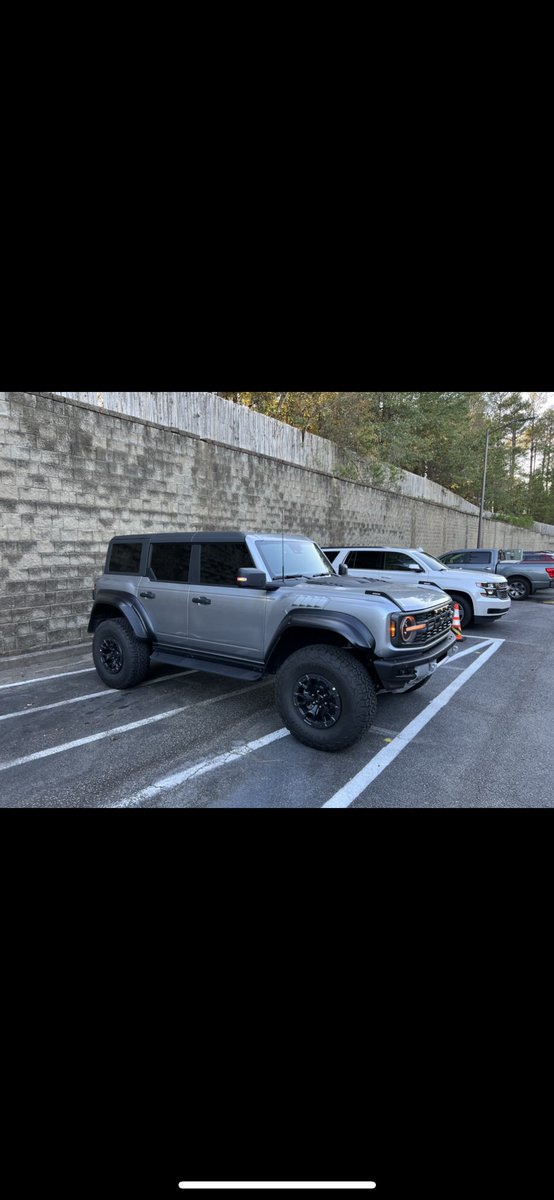 ThomasFonville1's tweet image. @Ford @FordPerformance #zeroquality #braptor #bronco #raptor