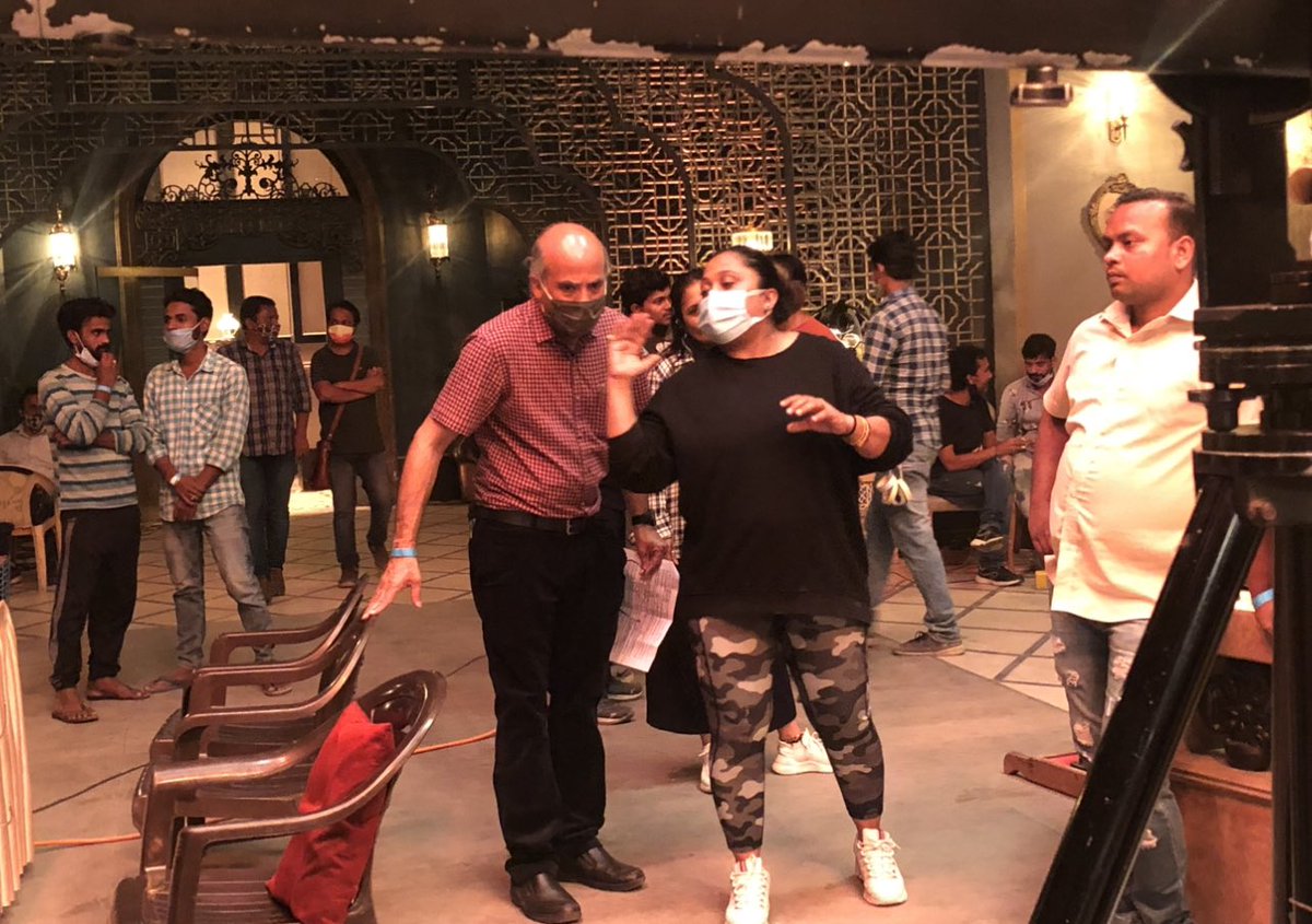 shabinaakhan's tweet image. Happiest birthday sir #soorajbarjatya sending you loads of Duayen love n positivities.Aap hamesha salamat rahen yehi Dua Har roz karte hain ham sab …🙏❤️
Rajshri #SoorajBarjatya

#prdp #uunchai 
#birthday #guru #mentor #rajshri #love #blessings #myshakti #learningpath