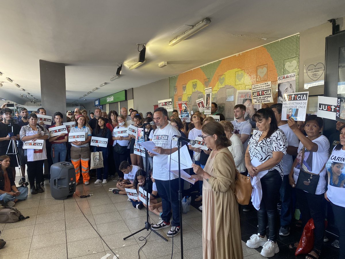 ferfraquelli's tweet image. #TragediadeOnce 11 años #JUSTICIA @TragediaOnce_