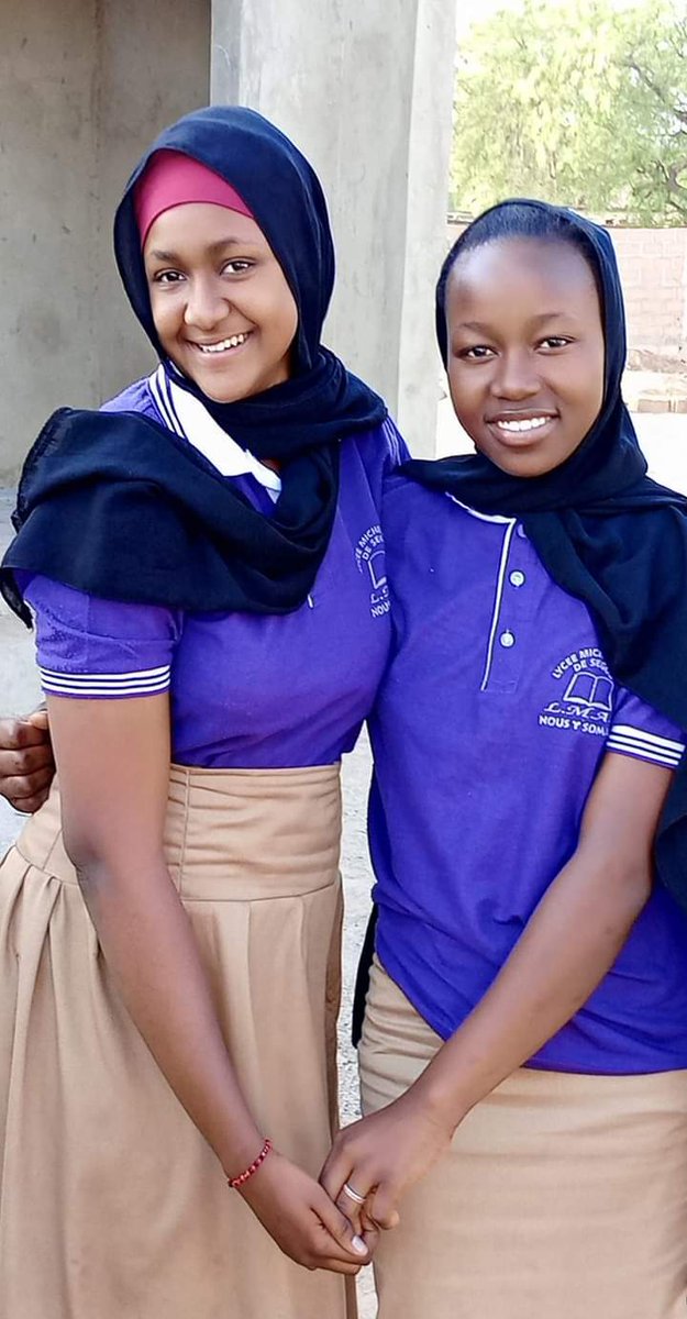 Lycée Michel Allaire de Ségou.
Compositions de la 1ere période 2022-2023
Les filles battantes de la 10emeCG2 
FATOUMATA MAMADOU MAKADJI et HALIDIATOU MAIGA.
Des #empoweredwomenempowertheworld