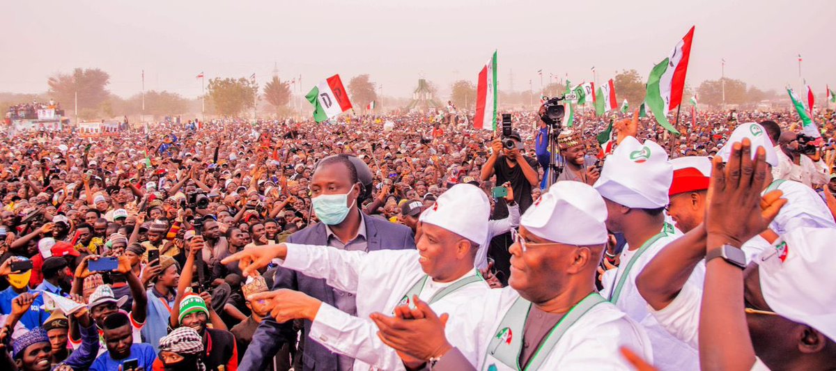 HussainiHamis14's tweet image. In the land of no fuel 
And the time of no cash
The destiny of a great  Nation
Rest on the shoulders of  a young man
His name ... ATIKU ABUBAKAR WAZIRI

#PDPRoad2Victory #AtikuWillSaveNigeria @real_sarkinwaka  #apcsaimunbatawuta