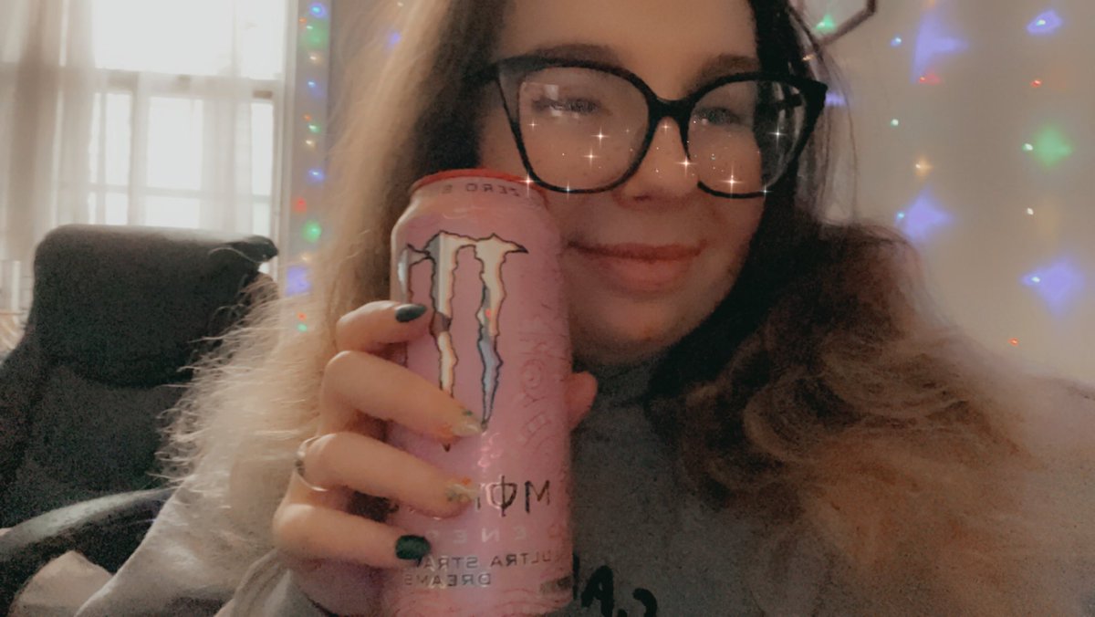 @MonsterEnergy I’m obsess with this ty so much 😭 now bring me back my rehabs #MonsterEnergy #ultrastrawberrydreams #myfavorite #chefskiss #newflavor