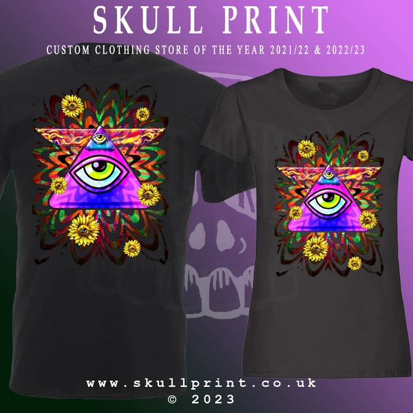 Think some one has 'poked the bear' with our Trevor!   He's on the case right now with another spectacular new design.
Psychic Eye T-Shirt by Trevor Kendrick ©
💀
#tshirt #skullprint #trevorkendrick #psychic #allseeingeye #eye #psychiceye #wearart