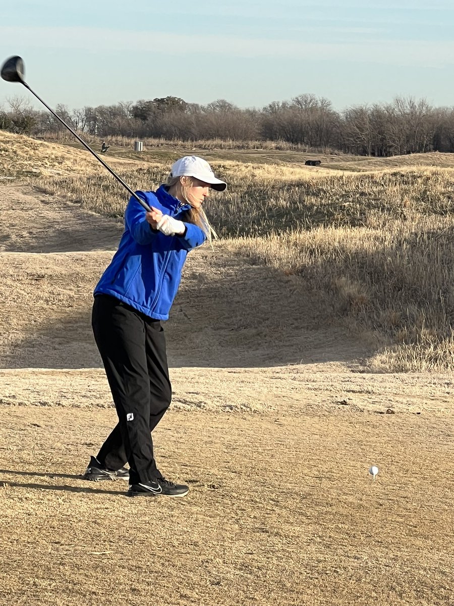 Yesterday was a great day for golf. Congrats to the Varsity Lady Raccoons for placing 3rd overall at district preview in Rockwall! See you next time at regionals Rockwall!