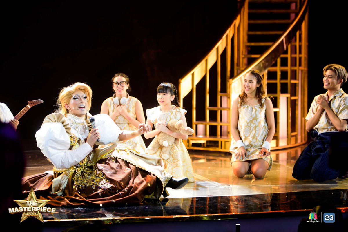 masterpieceth23's tweet image. โชว์ผลงานมาสเตอร์พีซ : The Sound of music 
ผู้กำกับ : หมู ชยนพ บุญประกอบ 
นักแสดงนำ : มาดามมด 
WHITE GANG และ นักแสดงรับเชิญพิเศษ : นิตยา บุญสูงเนิน
รอบ : SEMI FINAL 
#TheMasterPieceเวทีบันลือโลก
#WorkPoint23
#มาสเตอร์พีซEp7 
#foxTV #Viral