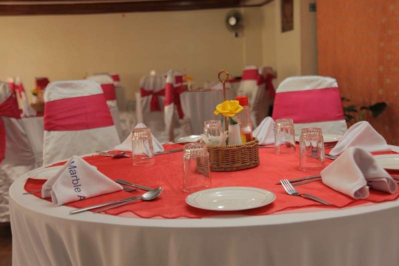 MarbleArchHotel's tweet photo. Whether large or small, elaborate or minimalist, you can rest assured your event will be well executed by our team of professionals @MarbleArchHotel 

#events #dinnerdate @70s_party https://t.co/kC3I4APX2f