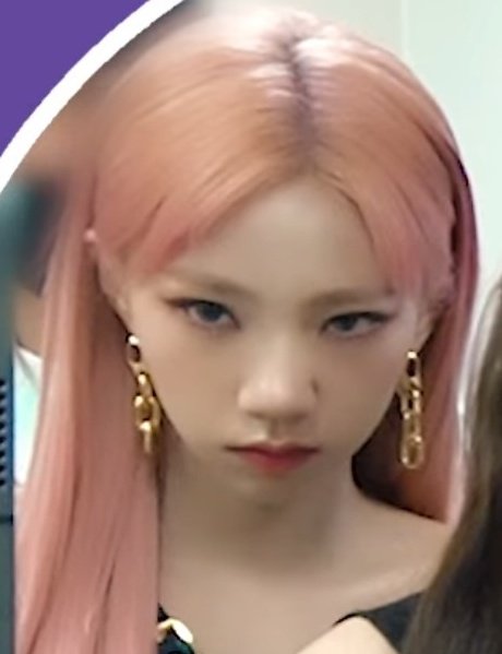 스타쉽 째려보기.