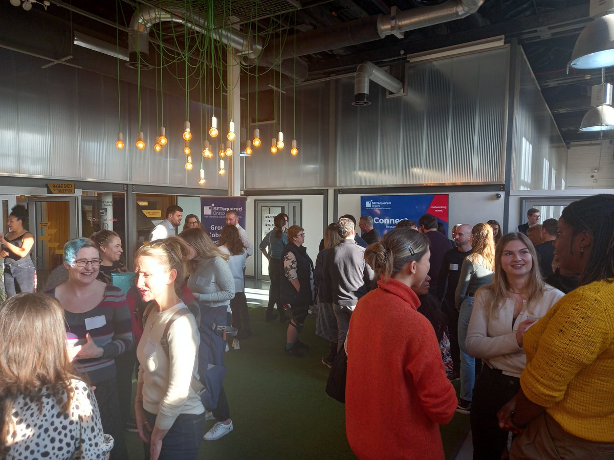 SETsquared_Br's tweet photo. Great to catch up with members and guests in the sunshine at @EngineShed_BB at this morning's Breakfast #SSConnect.๐ฅโ๏ธ We enjoyed hearing new company intros from Astral Systems, Buddy Apps and Printelligently.
#BristolTech https://t.co/qrsV88GYVr