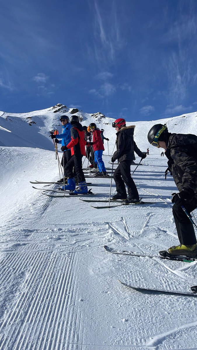 Heanor Gate SA ski tweet media