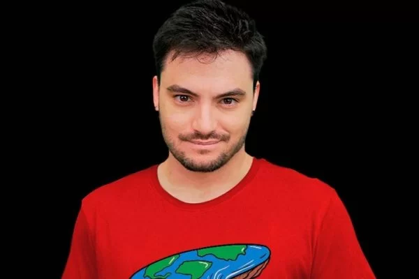 ➡️ <a href="/felipeneto/">Felipe Neto 🦉</a> fará parte de grupo do governo contra discurso de ódio

Nome do influenciador está em portaria do Ministério dos Direitos Humanos como integrante de grupo comandado por <a href="/ManuelaDavila/">Manuela</a>

Leia: bit.ly/3kiuwZ4