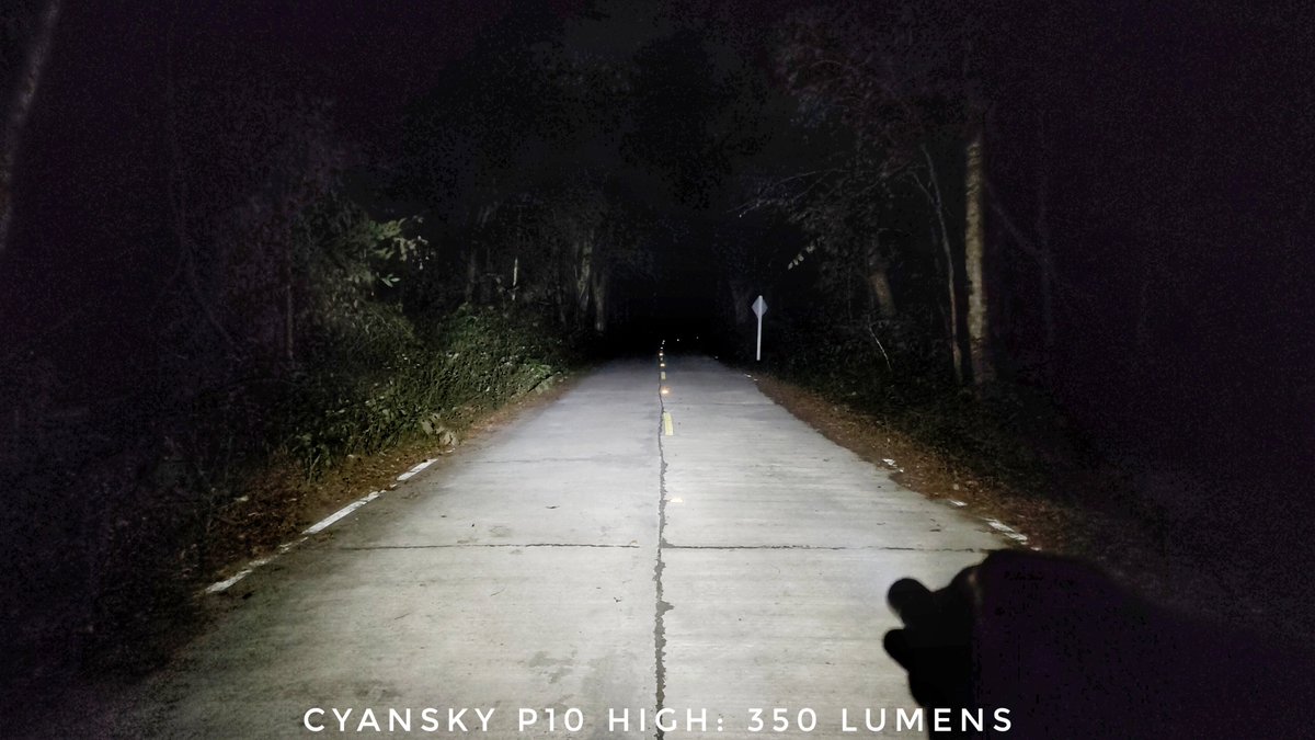 cyanskylight's tweet image. Your preferred EDC flashlight - CYANSKY P10.
3-300 lumens of brightness can easily handle daily lighting needs. Powered by a single AA battery, you can easily find a replacement batter without the hassle of charging.
#cyanskyp10 #edclight #miniflashlight #edctorch
