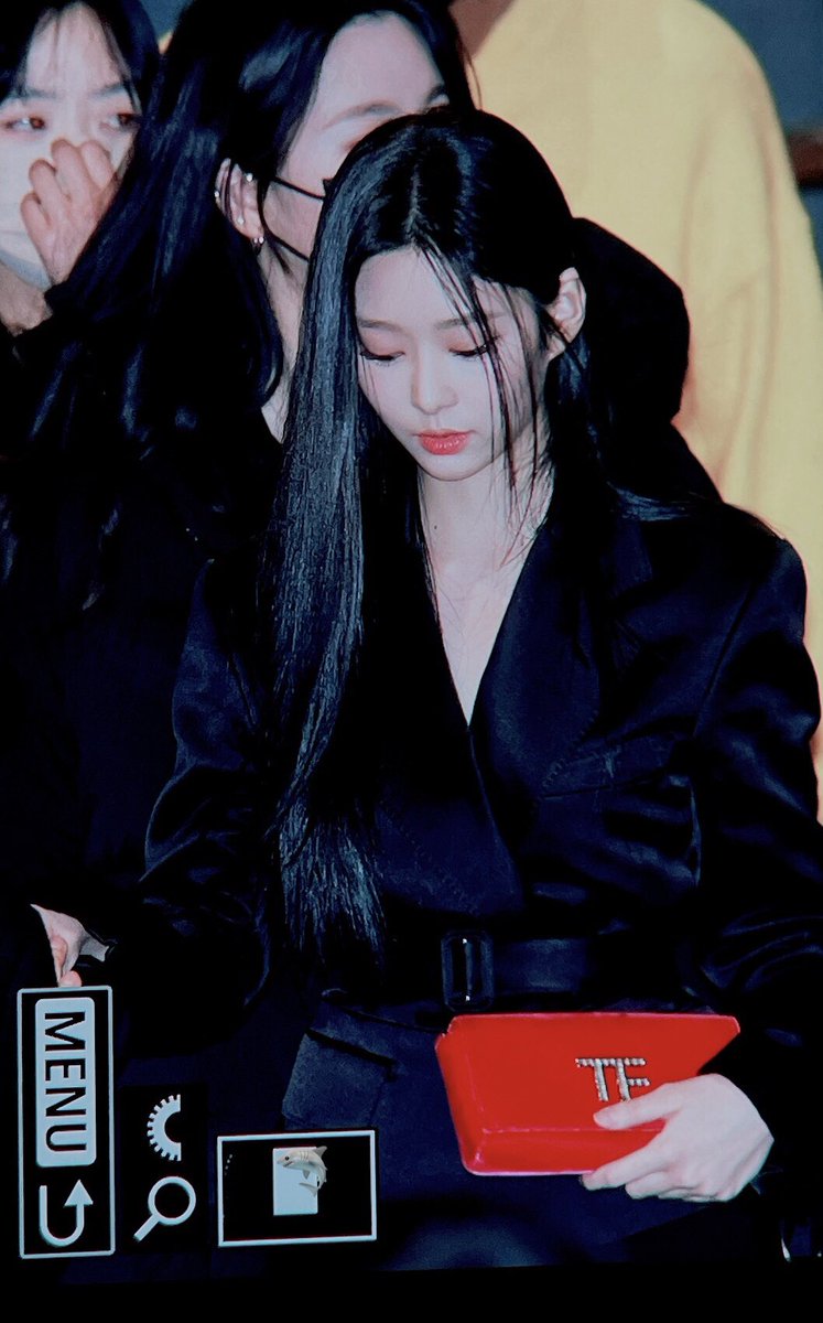 230222_pre2

#김민주 #민주 #キムミンジュ #金珉周 #KIMMINJU #MINJU