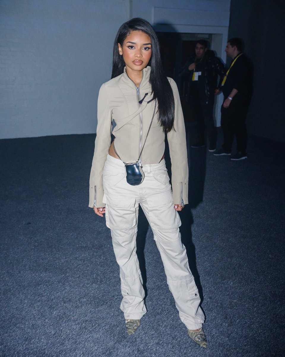 bydcarlo's tweet photo. Moncler Genius 2023 #LFW23 #MONCLERGENIUS https://t.co/hJp8YJxg4V