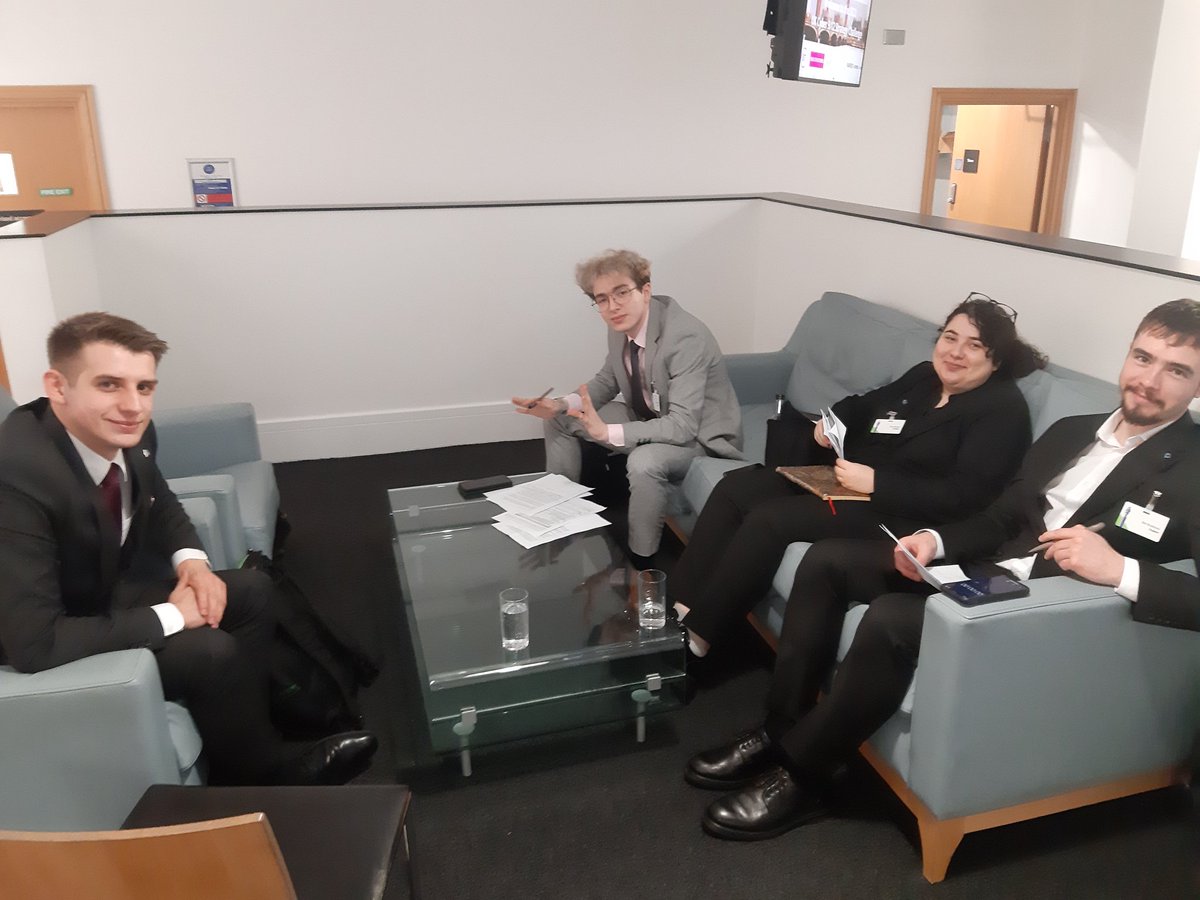 Iain__Reid's tweet image. @DaedalusCyber hard at work before the semi-finals of #ukcyber912 @SCCJ_UoP @UoPComputing @UOP_CCyb @portsmouthuni