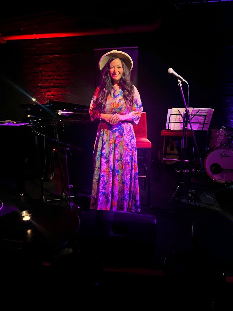 shellyannmusic's tweet photo. Good morning London! 
I have some news, new show! 
Sign up here! Be the first to know….
https://t.co/L5Runlv56w 

#newshow #aneveningwith #iamchanging #ihavenothing #originals #mystorys #london #mailinglist #signup #wales #singersongwriter 
@alltogethernow family where you at? X https://t.co/LH9wFjm1ld