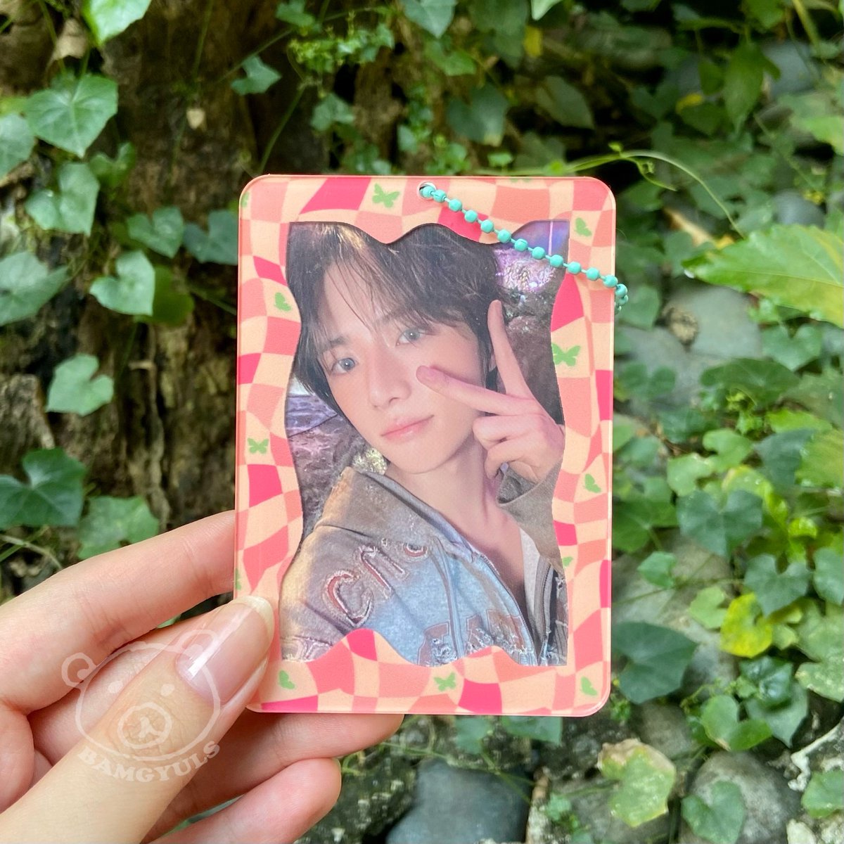 bamgyuls's tweet photo. wts lfb ph

tnct inspired acrylic pc holder
– ₱350
– available in green / pink
– for pre-order, accepting orders until march 14!
– eta 3 weeks after end of po

https://t.co/guf9qYN2zx for more info

# txt name chapter temptaion soobin yeonjun beomgyu taehyun hueningkai photocard https://t.co/iWUhAq2WDk